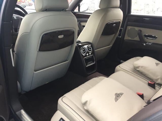 18款宾利飞驰V8S 四座豪车配置参数详解-图10