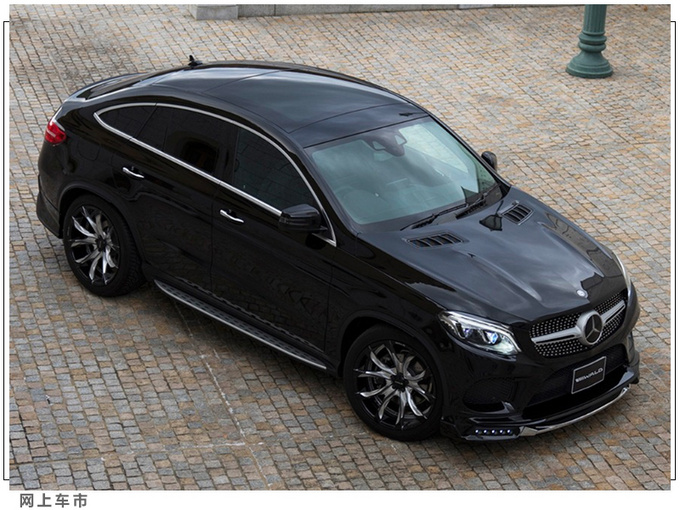 奔驰GLE  Coupe新车型全黑车身/外观套件更运动-图2