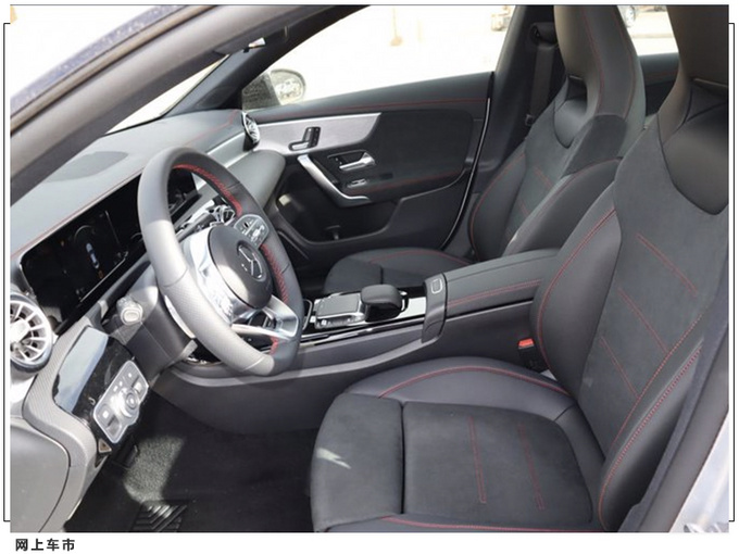 奔驰全新CLA实拍搭2.0T/轿跑车身酷似CLS-图5