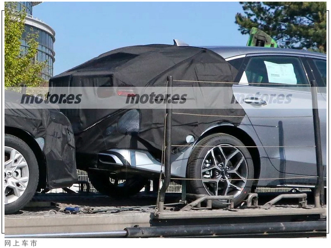 起亚新款轿车路试曝光搭1.6T引擎/运动外观造型-图5