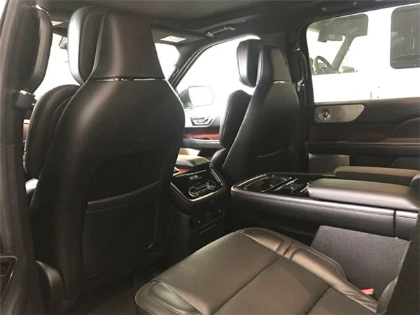 林肯领航员升级18款豪华即享 首付低价优-图8