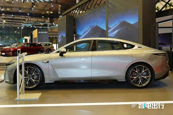 星途星紀元ES 11月3日預售11月16日上市 盲訂26萬起-圖2