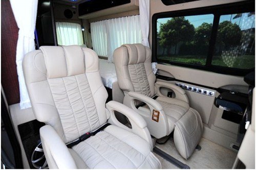 18奔驰斯宾特3.5汽油 高端大气商务房车-图6