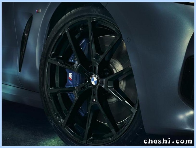 宝马8系性能版多图实拍售价199万/3.7s破百-图4