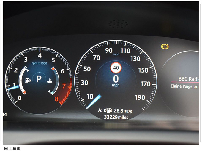 捷豹XJ实拍曝光搭3.0T V6/尺寸媲美玛莎拉蒂总裁-图8