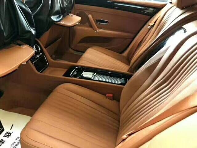 17宾利飞驰V8S 高品格迪拜富豪最爱座驾-图8