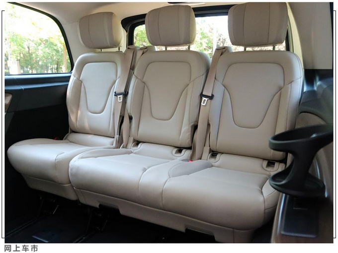 奔驰新V级预售49万起内外更豪华-标配空气悬架-图4