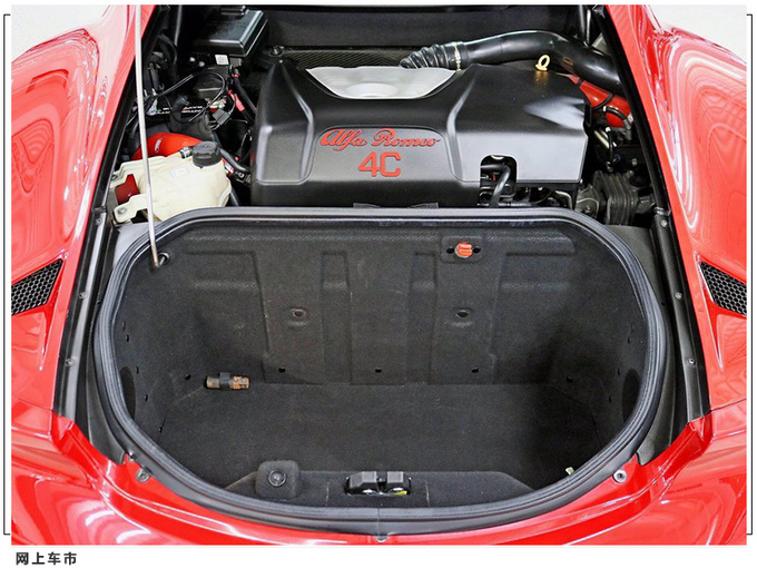 阿尔法&middot;罗密欧4C实拍搭1.75T引擎/优雅双门车身-图10