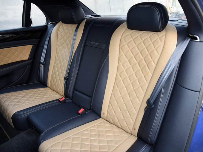 2018款宾利飞驰V8S 传统式明星五一降价-图9