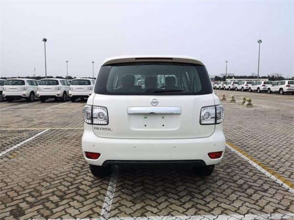 19款日产尼桑途乐Y62 XE配置触底价开走-图5