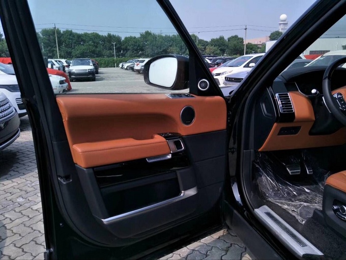 路虎揽胜四座加长 17款柴油3.0T亮点解密-图6