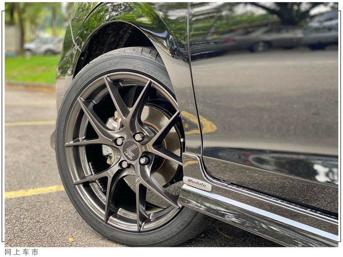 本田新小号思域实拍配运动套件/搭1.0T引擎-图5