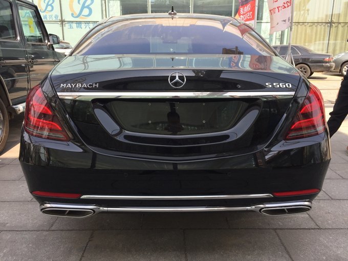 18款奔驰迈巴赫S560 四驱豪车全方位实拍-图5
