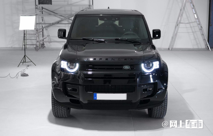 路虎卫士V8邦德版实拍图曝光搭5.0T V8引擎-图2