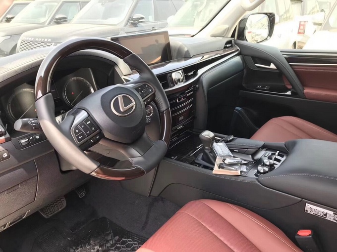 18款雷克萨斯LX570版本对比 价格配置单-图5