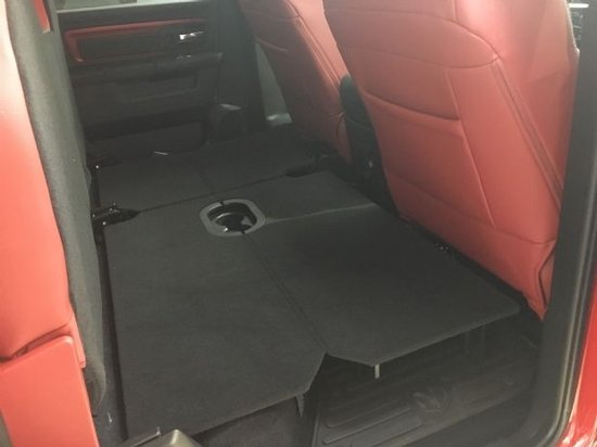 道奇公羊叛逆者肌肉皮卡 轻松玩转全地形-图13