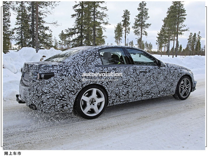 梅赛德斯-AMG C53曝光换搭2.0T/直瀑式格栅-图4