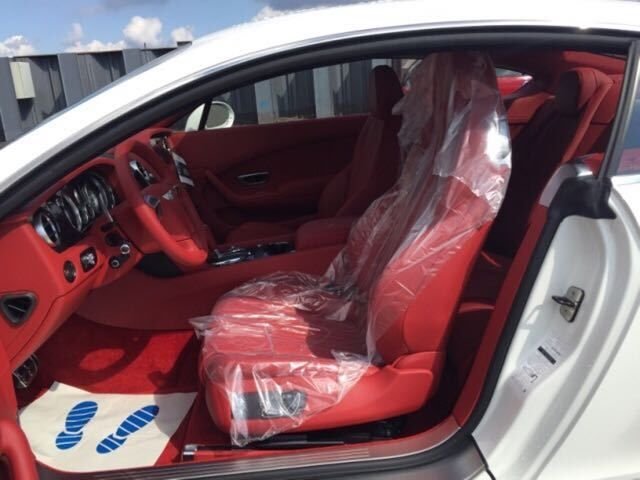 18款宾利飞驰降关税 出众外型超高回头率-图8