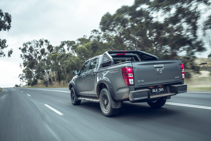 马自达BT50雷霆版3.0T柴油机四驱还配差速锁-图3