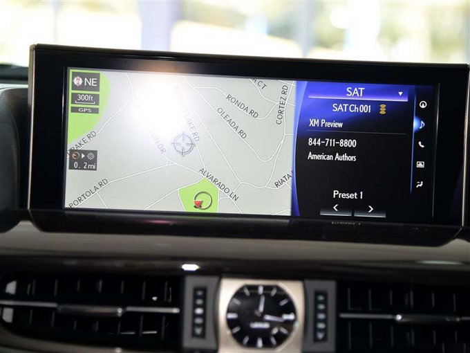 雷克萨斯LX570强越野 大气硬朗展露无遗-图7