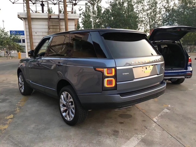 2018款路虎揽胜行政版 品质做工皆属佳品-图4