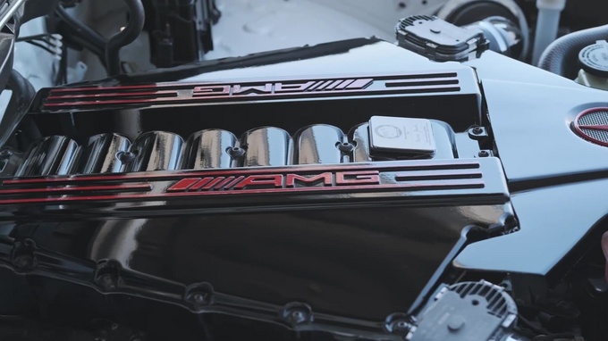 560马力的丰田海拉克斯搭载AMG 6.2升V8动力-图4