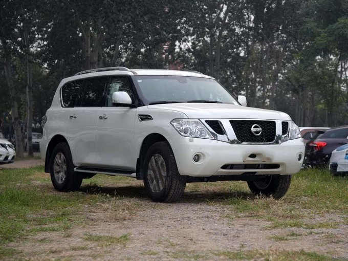 18款日产尼桑途乐热卖 时尚改装全国分期-图1