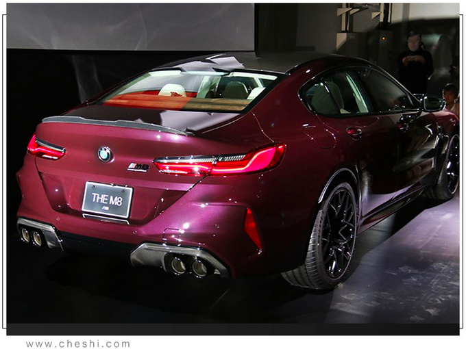 宝马新款M8Gran Coupe上市 售价公布/搭4.4T引擎-图3