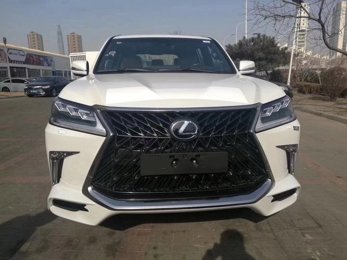 18款雷克萨斯LX570 降税价格裸利惠全国-图2