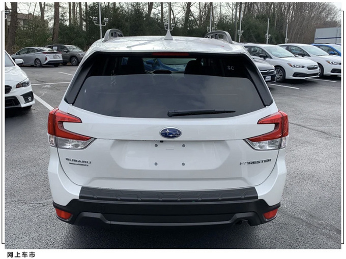 斯巴鲁新款森林人实拍 搭2.5L引擎/双色座椅-图5