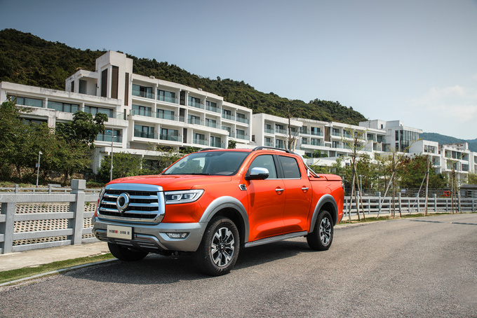 三款新车撞衫橙色和蓝色成今年皮卡主打色-图4