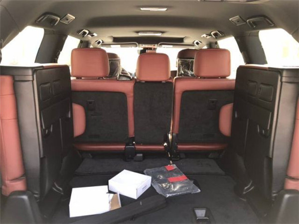 18款雷克萨斯LX570八座 大咖级日系越野-图9