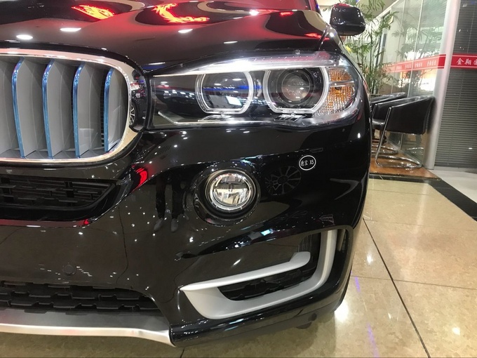 2018款宝马X5墨版新优惠 2.0T油混新动力-图7