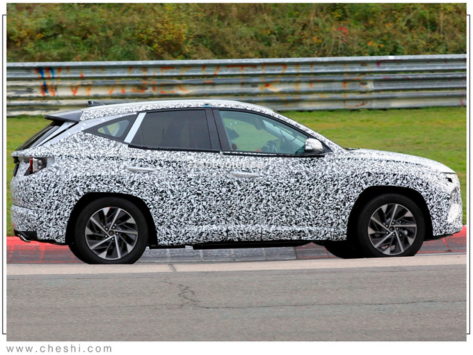 现代全新途胜谍照曝光搭2.0T/外观酷似卡宴-图3