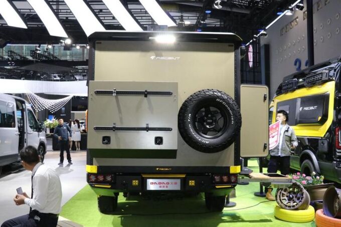 满载越野期待而来 江铃大道多款明星车型演绎户外新玩法-图11