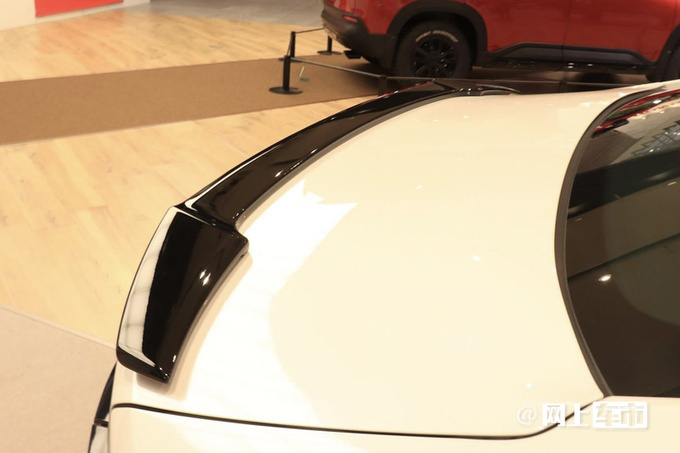 本田大改款雅阁本月发布增油电混动版价格更便宜-图8