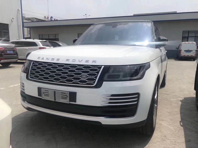 18款路虎揽胜创世加长版 5.0促销福利多-图1