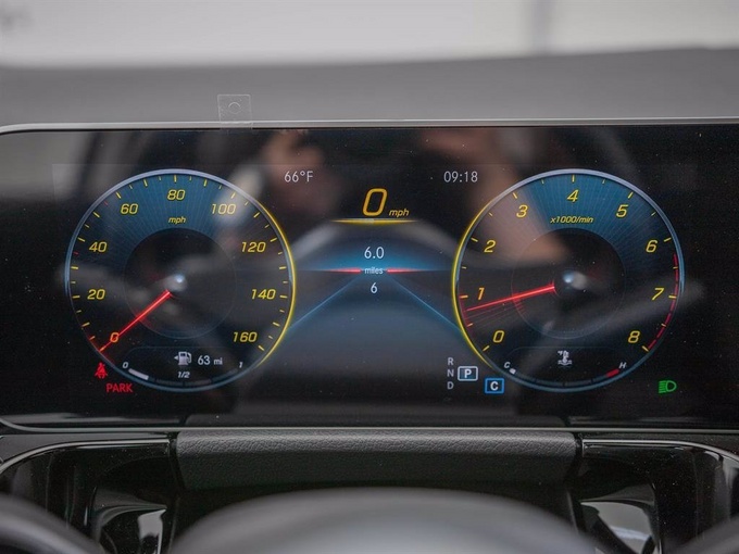 奔驰全新GLA实拍搭2.0T引擎/尺寸大幅升级-图9