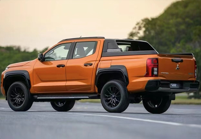 三菱2024款Triton定制版赛道版曝光造型比猛禽霸气-图10