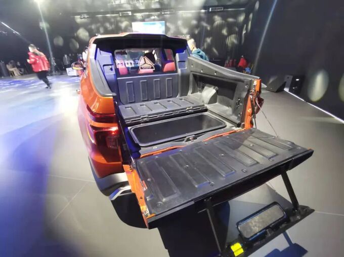 最新10月皮卡终端销售23681辆同比增长15.43-图6