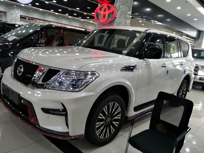 18款日产途乐Y62 4.0XE升级版亏本卖疯了-图2