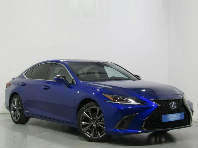 雷克萨斯新款ES运动版搭2.5L混动/升级熏黑套件-图1
