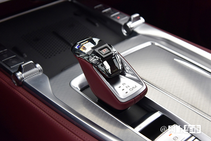 坦克700 Hi4-T预售xx.xx万起全系配3.0T V6发动机-图11