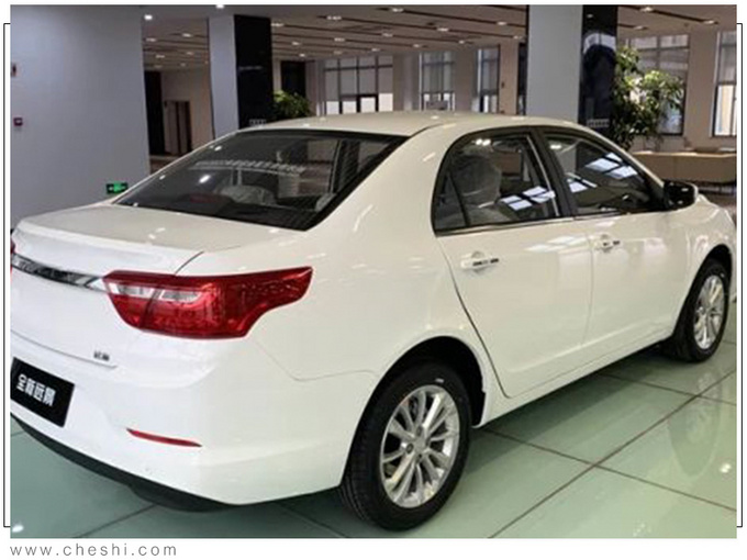 吉利新款远景到店实拍 升级28项配置5.99万起售-图2