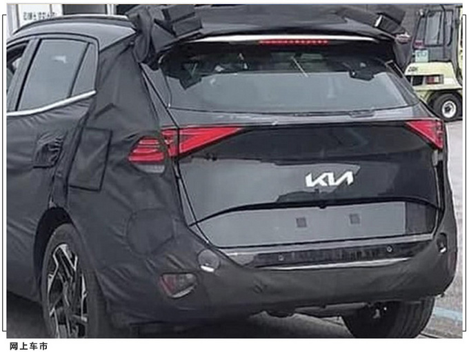 起亚全新狮跑谍照曝光 换搭全新大灯/年底前亮相-图4