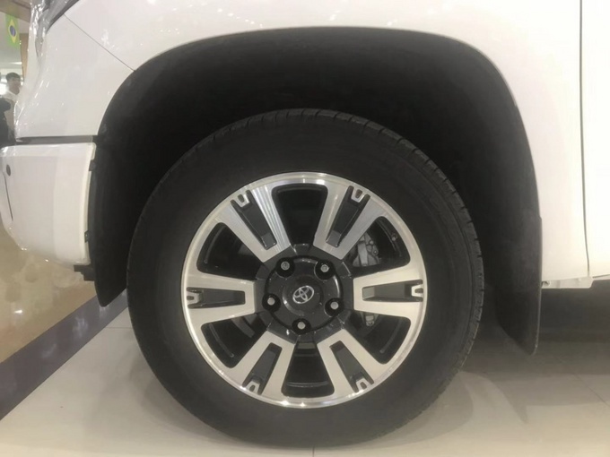 18款丰田坦途运动版 狂野气息赚足回头率-图6