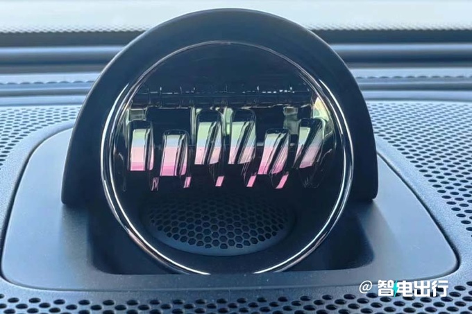 华为年终巨献问界M9售XX.XX万起 余承东-图8