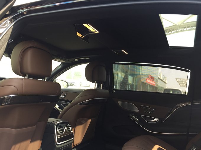 18款奔驰迈巴赫S560 四驱豪车全方位实拍-图12