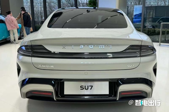 價格確實有點貴雷軍小米SU7售XX.XX-XX.XX萬元-圖4