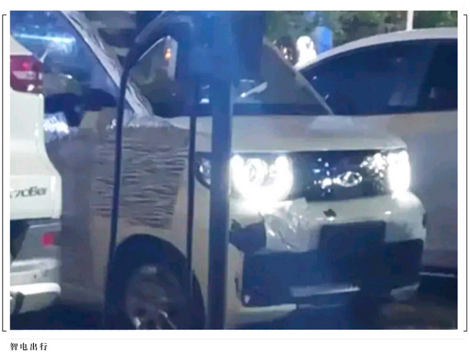 奇瑞全新车型谍照曝光U型车灯/提供6种配色-图2